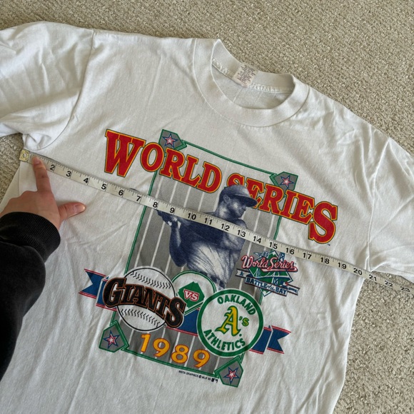 Vintage 1989 SF Giants/Oakland A’s Tshirt - Picture 5 of 6